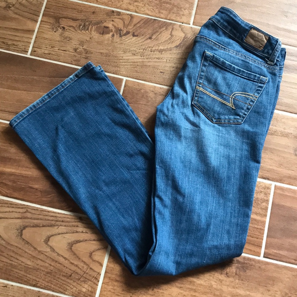 American Eagle Outfitters Favorite Boyfriend Jeans